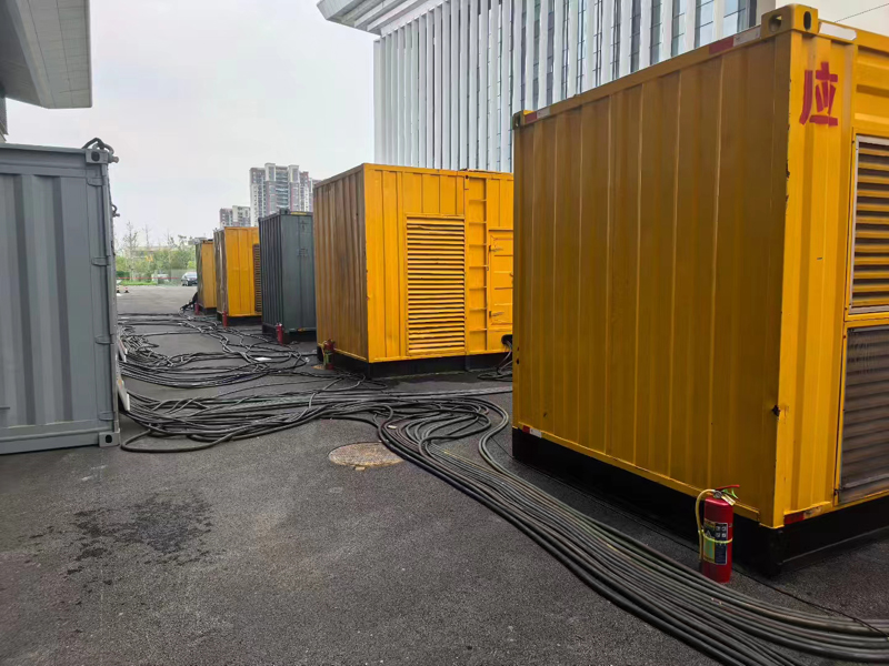 望城不同季节柴油发电机组保养有哪些注意事项?