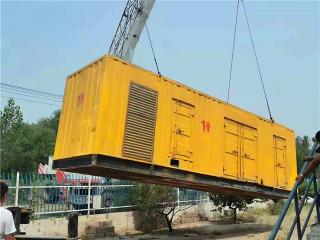 望城300KW柴油发电机组油耗是多少?