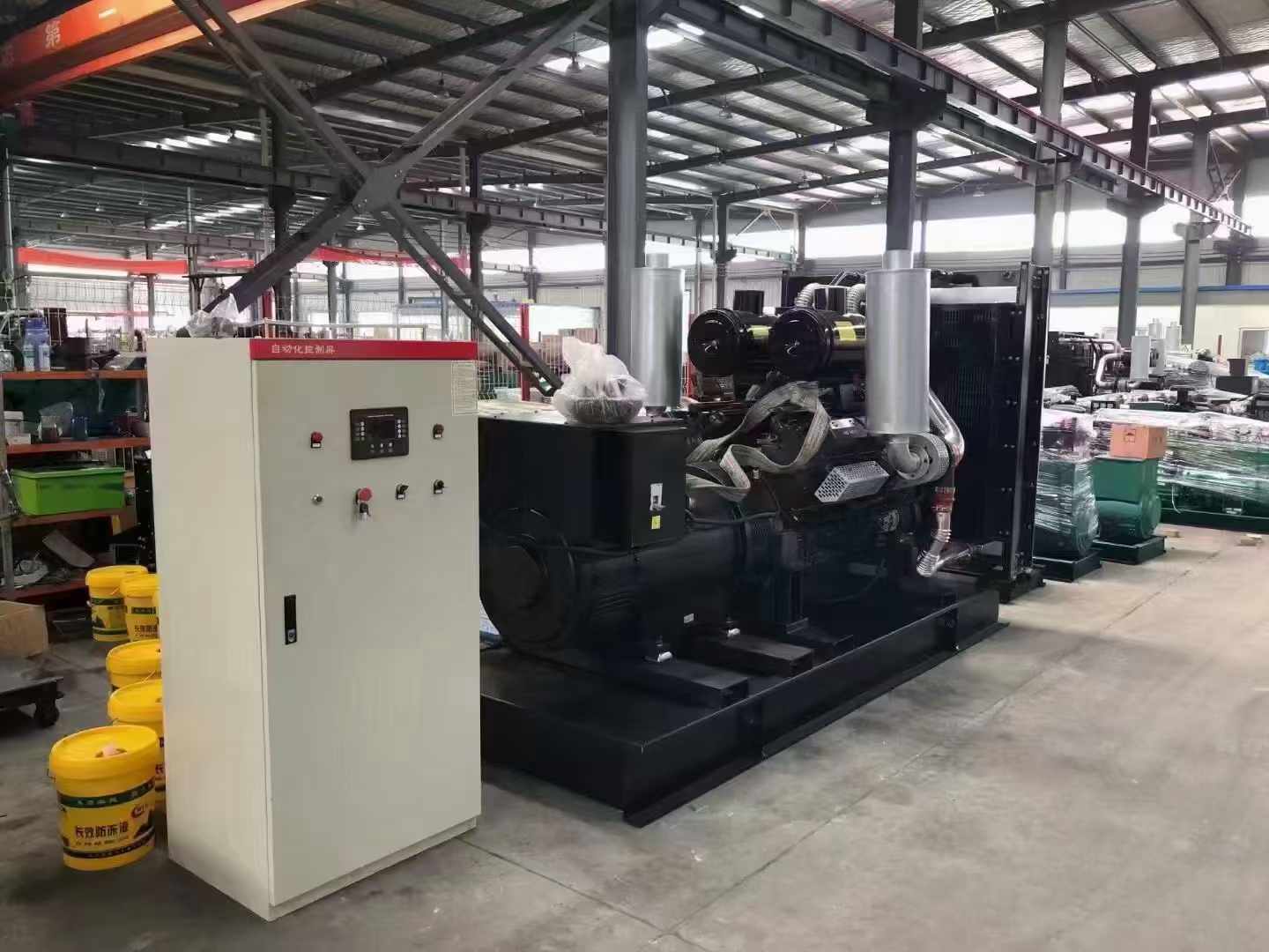 望城柴油发电机运行时的噪音和振动水平如何?